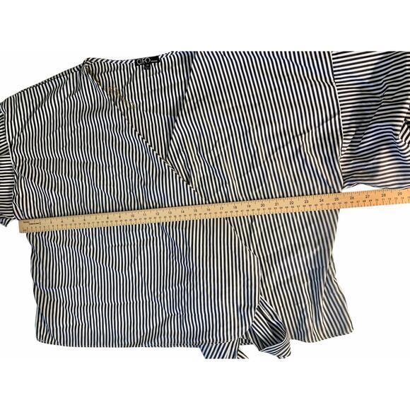 Plus Size Women Ruffle Sleeve V Neck Waist Tie Striped Black/White Blouse‎ 2X - Picture 7 of 9